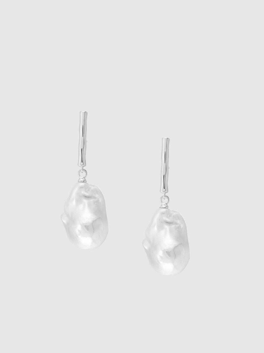 Nicole Pearl Drop Earrings Silver – Nashira Arno Studio