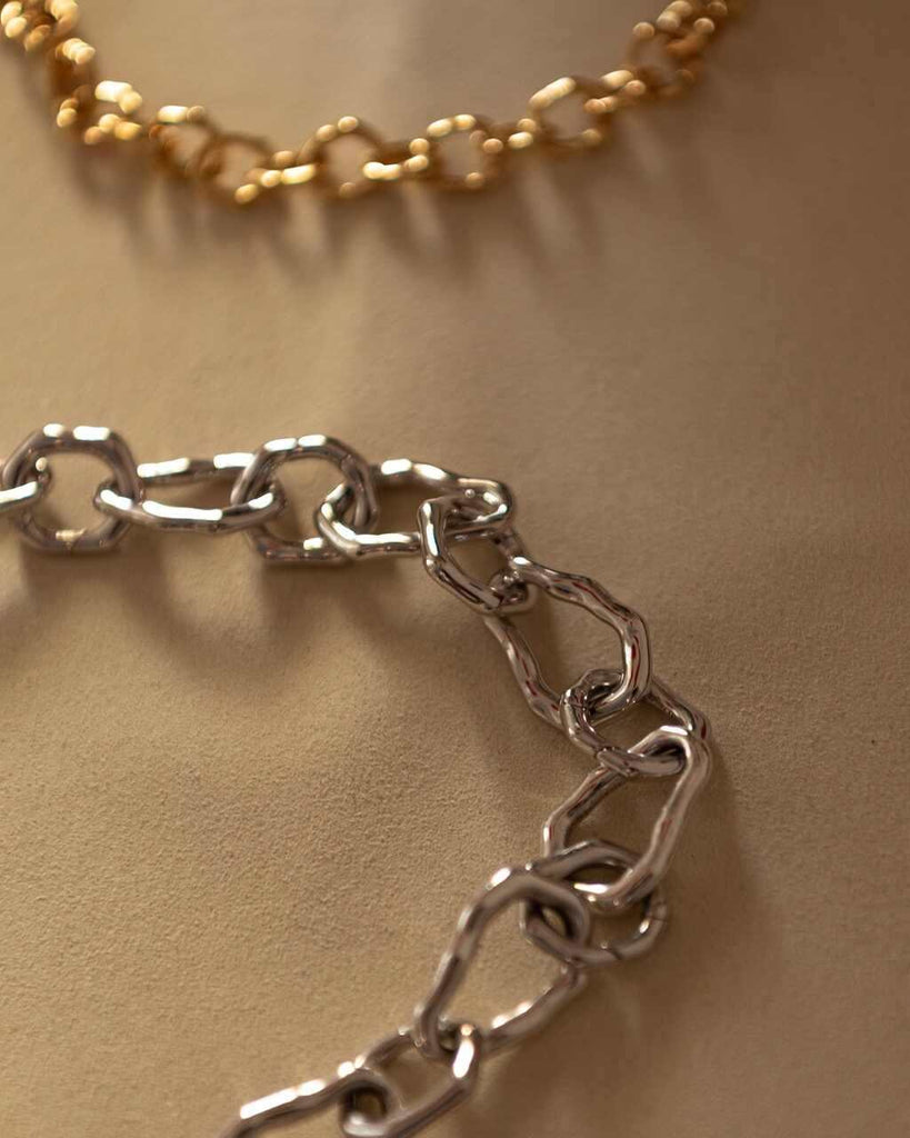 Interchangeable Chain Link Necklace - Closeup Detail