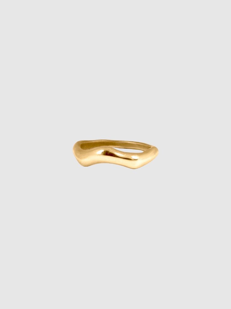 Pond Wavy Stacking Ring - Closeup Detail